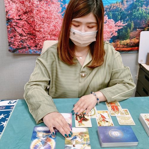 C•獨角獸塔羅牌占卜